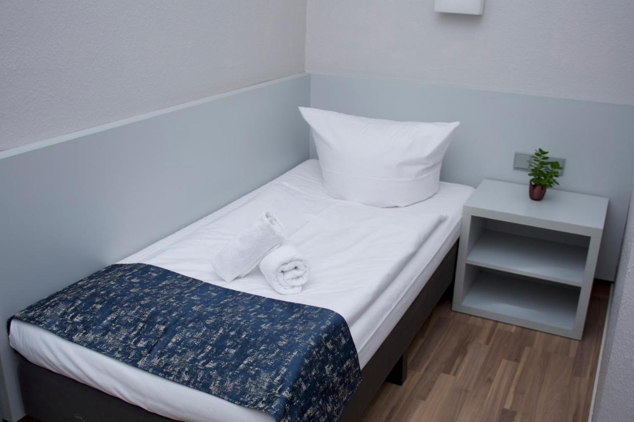 Colour Hotel Frankfurt am Main Bagian luar foto